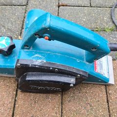 Makita 1902 planer