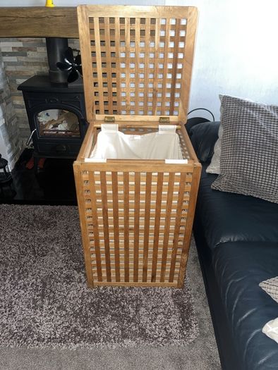 Wooden lattice laundry basket