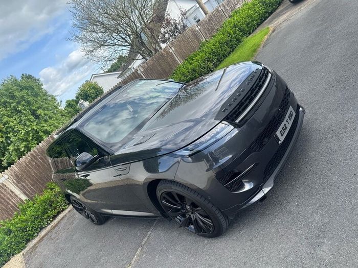 232 Land Rover Range Rover Sport D300