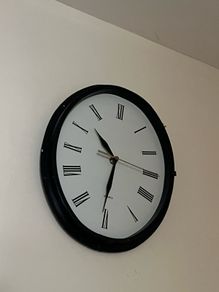 Quick sale clock