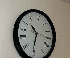 Quick sale clock