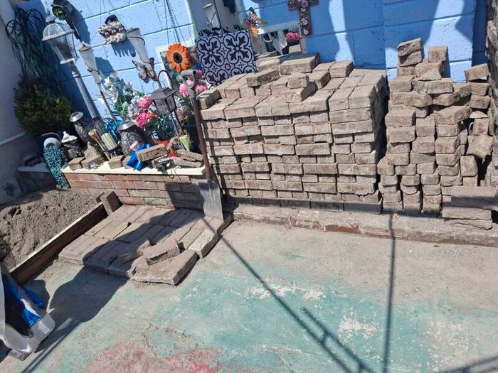 cobble locking