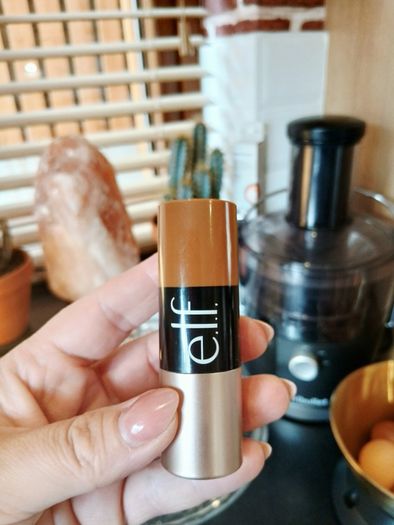 Elf make up
