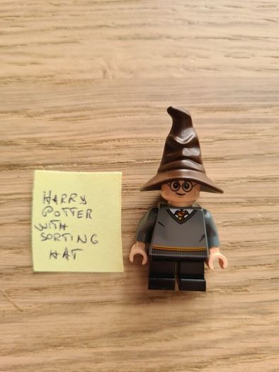 lego harry potter with sorting hat