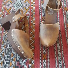 Tan Leather Clogs