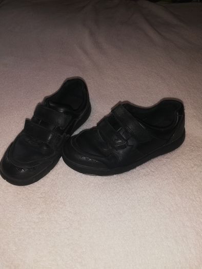 Clarks rex school shoes 12.5 E