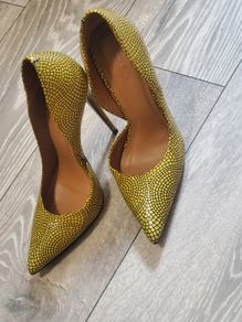 Yellow/ mustard embossed leather shoes