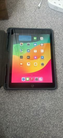 ipad 6th generation with case