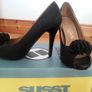 Peeptoe Ruffle Heels Size 4 Image 2