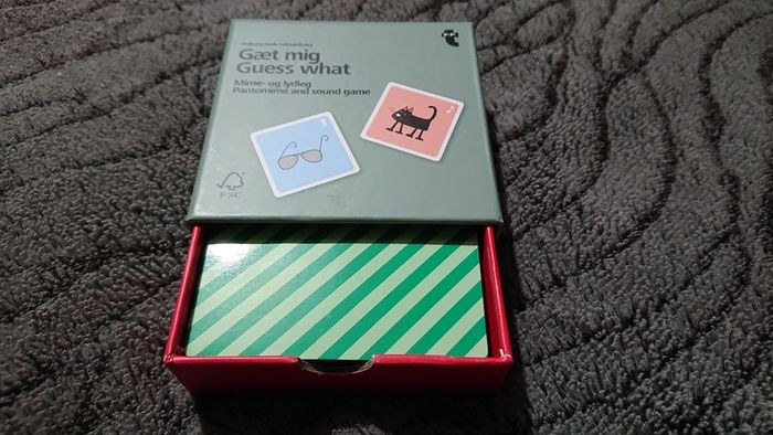 Guess what! Board Game