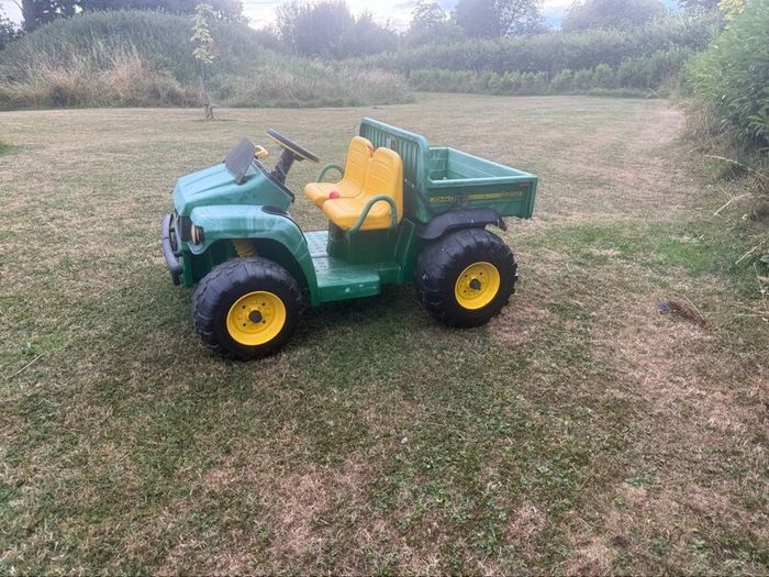 Peg Perego John Deere Gator 12V Twin Seat Ride-On