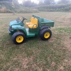 Peg Perego John Deere Gator 12V Twin Seat Ride-On
