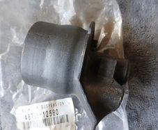 Genuine Toyota Corolla E12,verso Part 48725-12580 (bush, Rear Axle Carrier, Rh)
