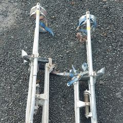 2 Pairs of Plastering Stilts