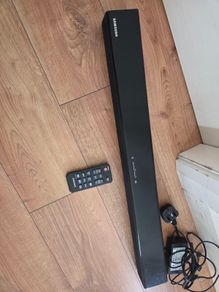Samsung sound bar HW J250, great condition