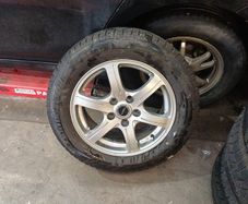 Alloys with winter tyres