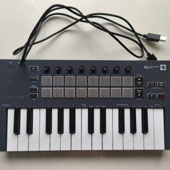 Novation FLkey Mini compact 25-key MIDI controller
