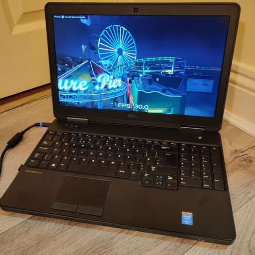 Dell Latitude laptop intel core i5 nvidia basic GPU