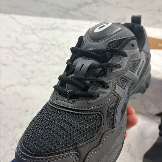 ASICS Gel NYC / Gel Quantum style trainers (black/grey)