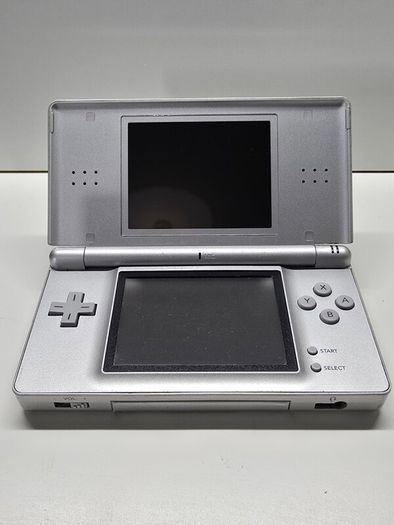 Nintendo DS Lite Silver