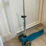 Mini Micro Deluxe Scooter Image 6
