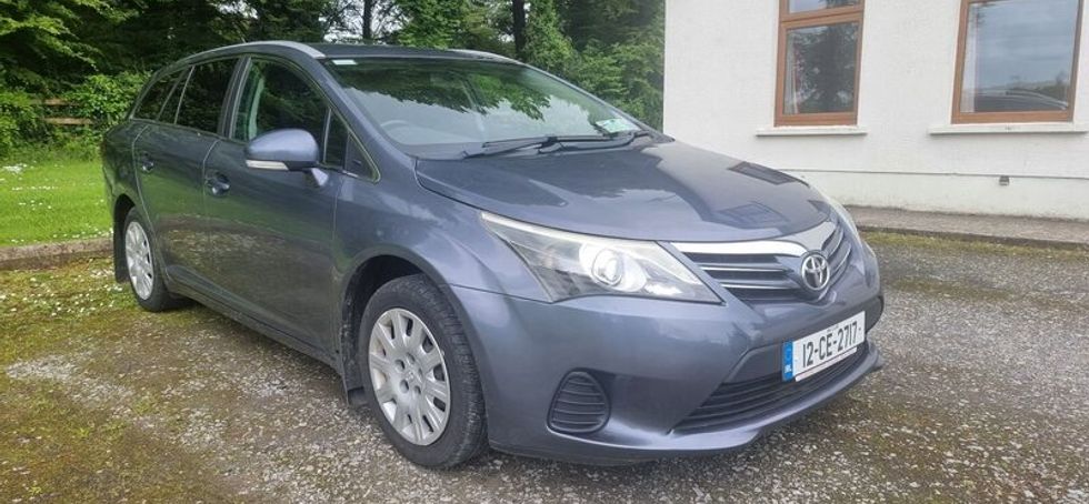 2012 Toyota Avensis 2.0 D-4D Estate