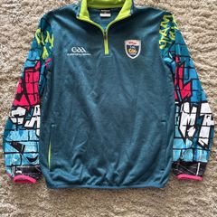 Kellogg Cul Camps fleece like new! Size 5A age 13-14