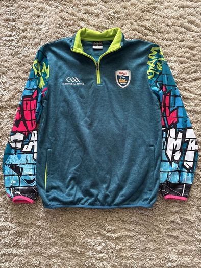 Kellogg Cul Camps fleece like new! Size 5A age 13-14