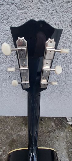 Gibson 1960's J45 Acoustic Guitar with Original Case. LEFT HANDED. AS NEW!