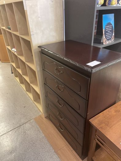 vintage chest of drawers