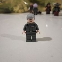 Lego star wars minifigure grand moff wilhuff tarkin sw0157