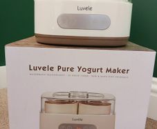 Luvele Pure Yougurt Maker like NEW