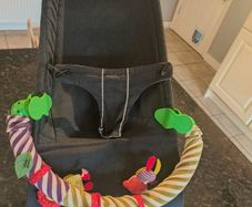 Babybjorn bouncer with toy