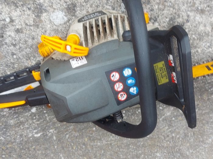 RYOBI 40cc, 112db, 16 inch, Petrol Chainsaw, in very good condition