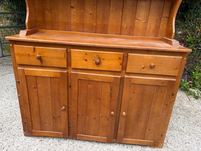 Beautiful Solid Pine Welsh Dresser