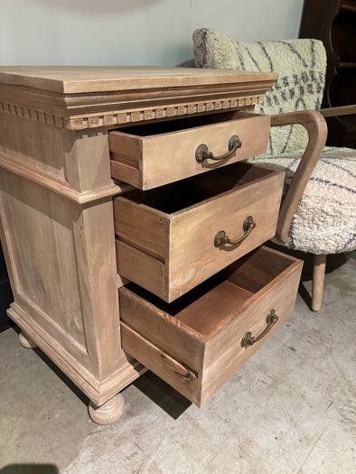 Large bedside table ( new and only 1 )