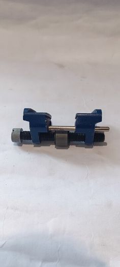 An Un-Branded Honing Guide