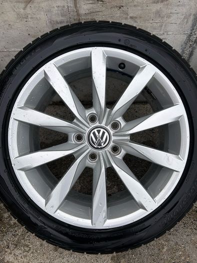 Genuine Volkswagen 17" Alloys & Tyres - Bridgestone