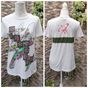 Pink Floyd Platinum Collection Ltd Edition T Shirt This T-shirt would have been part  of a collection of 6 sold on the official website. Only 1000 made. Size Small