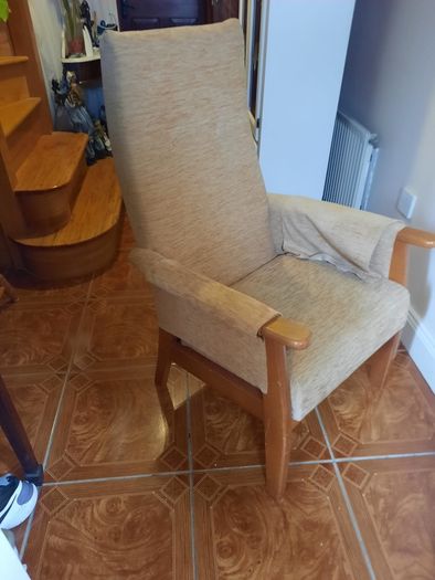 orthopaedic armchair