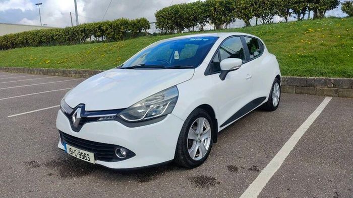 2015 Renault Clio IV 1.2 Petrol Ideal Starter Car