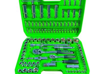 108 Piece 1/4 & 1/2 Drive Socket, Ratchet & Bit Set