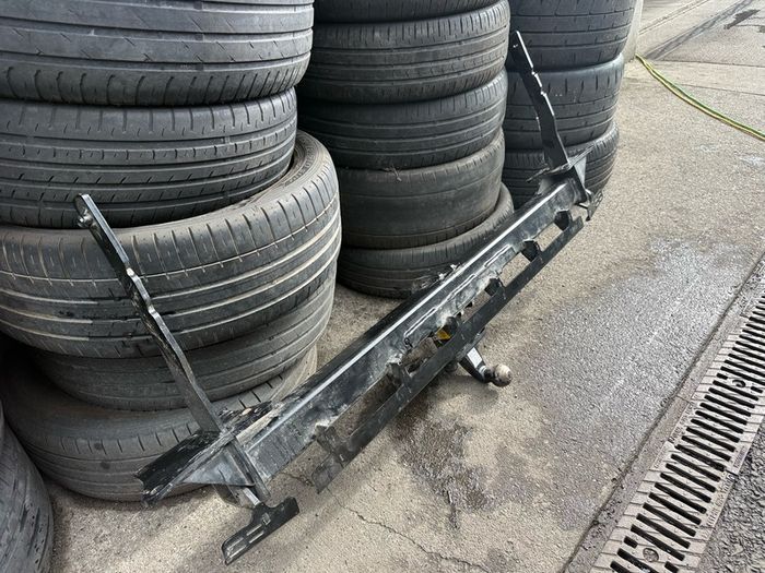 Genuine Ford Transit Custom 2023 Onwards Towbar
