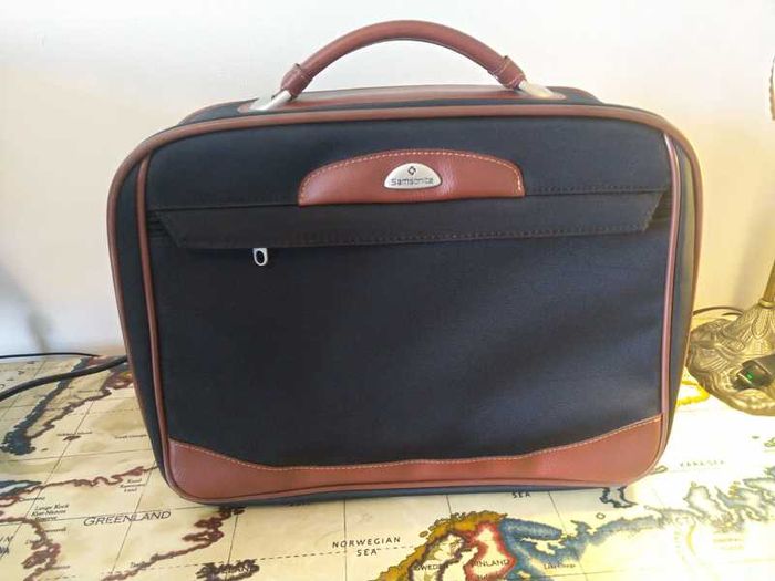 Samsonite Case - Ryan Air