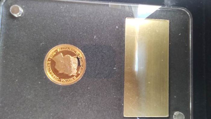 Gold coin Quater Sovereign - Elizabeth II