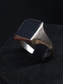 Vintage 9ct Gold Dublin Onyx Signet Ring