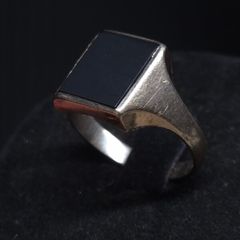 Vintage 9ct Gold Dublin Onyx Signet Ring