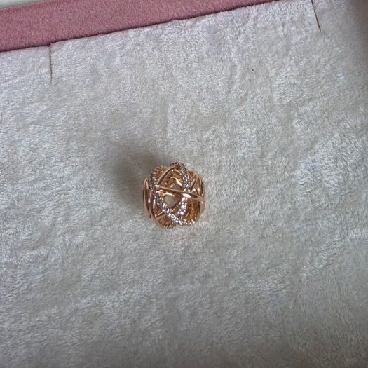 Pandora sparkling polished lines charm rose gold 14 plated perfect condition