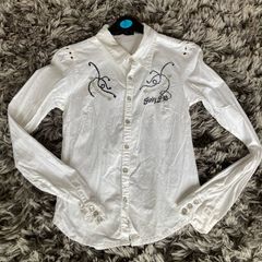 Western style white shirt