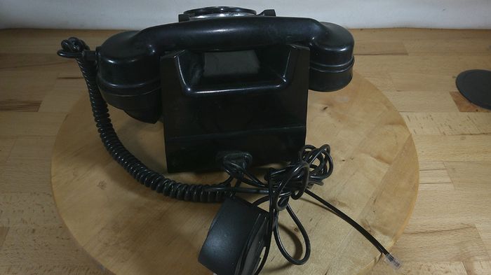 Vintage GPO 300 Series Black Bakelite Rotary Telephone - Restored Original - 1940s/50s Prop/Collectable